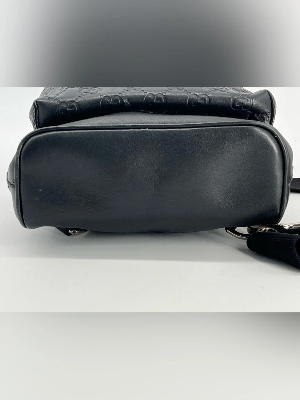 Gucci Guccissima Leather Sling Crossbody Bag